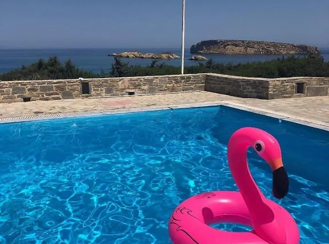 Sophia & Chris Σάντα Μαρία