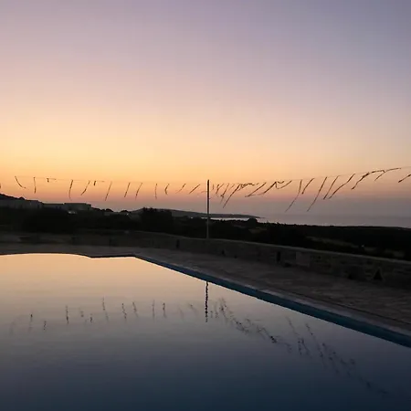 Sophia & Chris * Santa Maria (Paros)