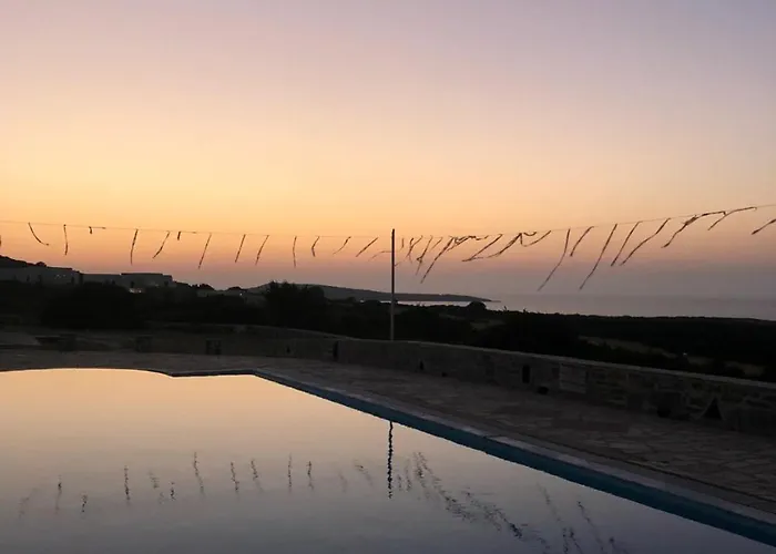 Sophia & Chris * Santa Maria (Paros)